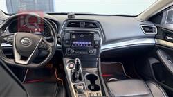 Nissan Maxima